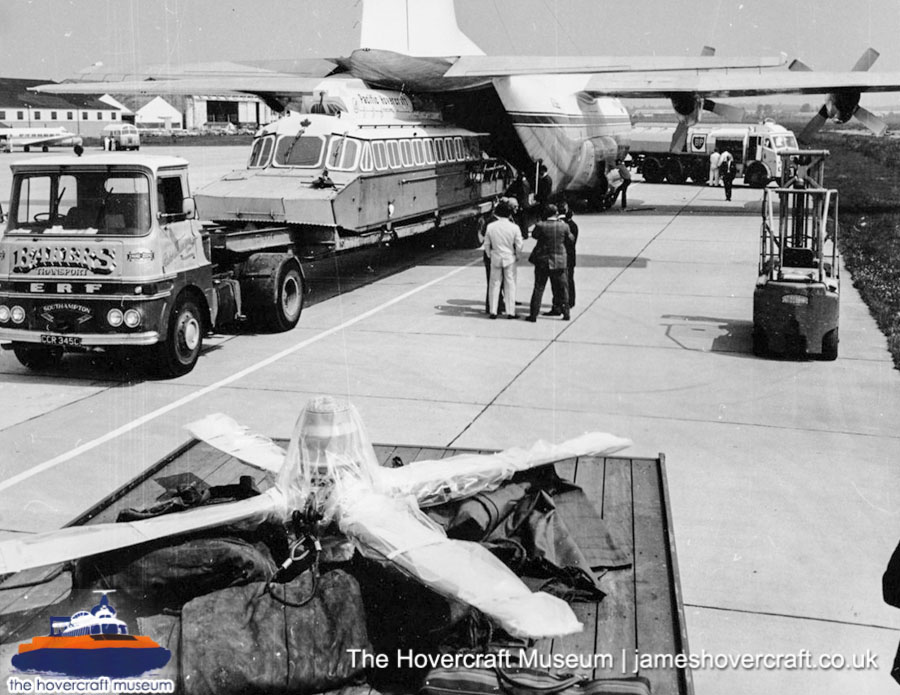 SRN6 with Pacific Hovercraft -  (credit: The Hovercraft Museum Trust).